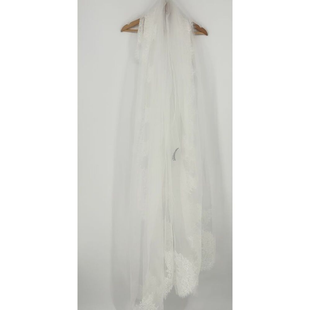 Mabella Chic White Fluffy French Wedding Veil